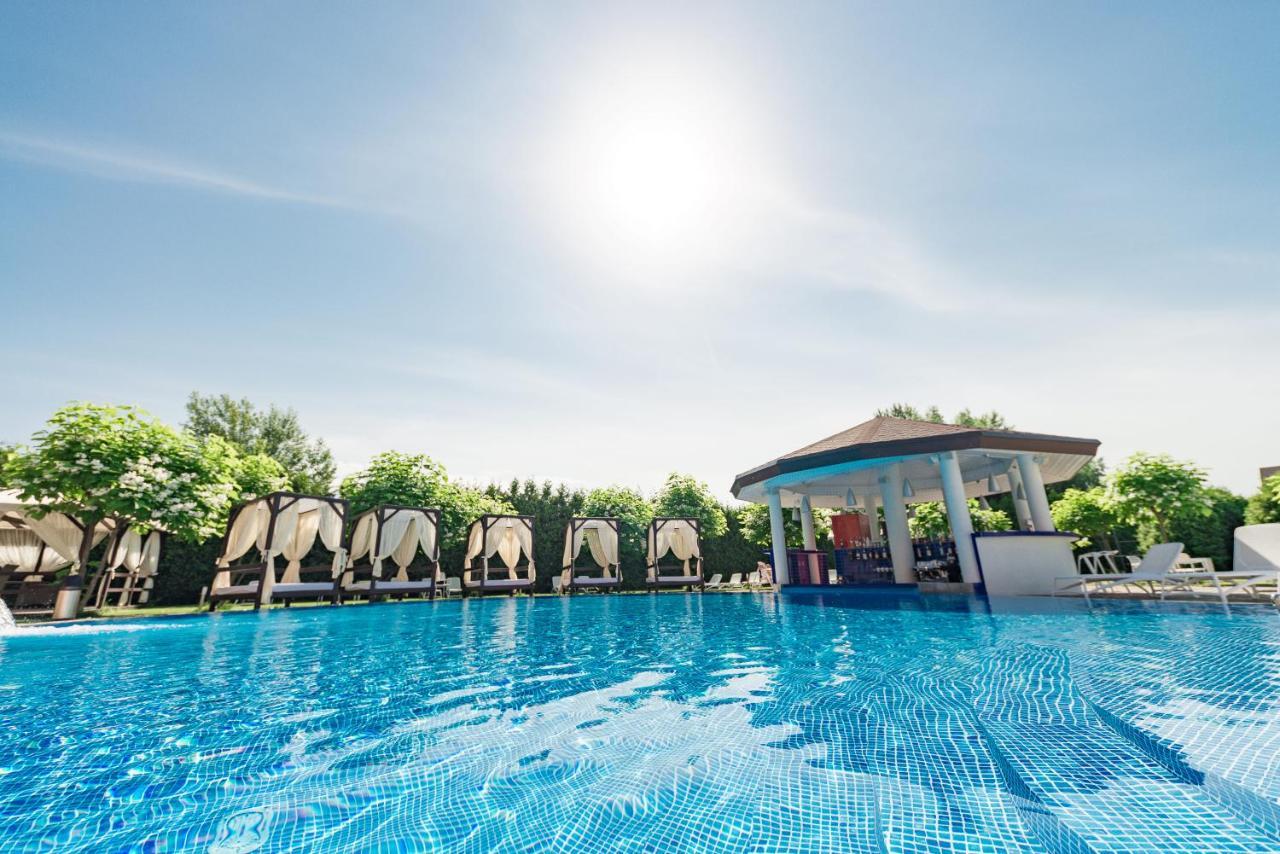 Wish Aqua&Spa Resort Vishenki  外观 照片
